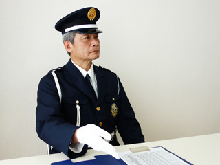 7052057